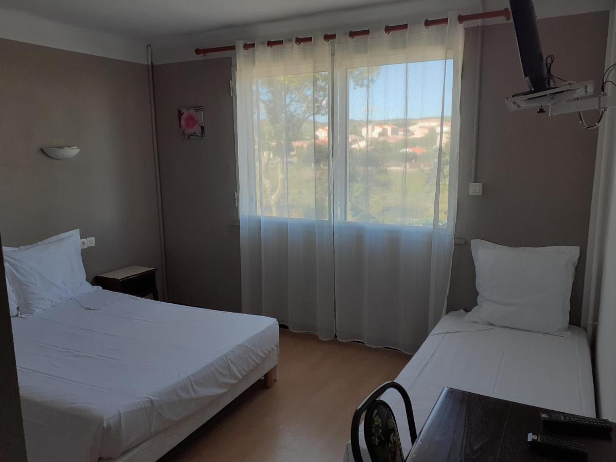 Chez Nous Hotel Fitou Bagian luar foto